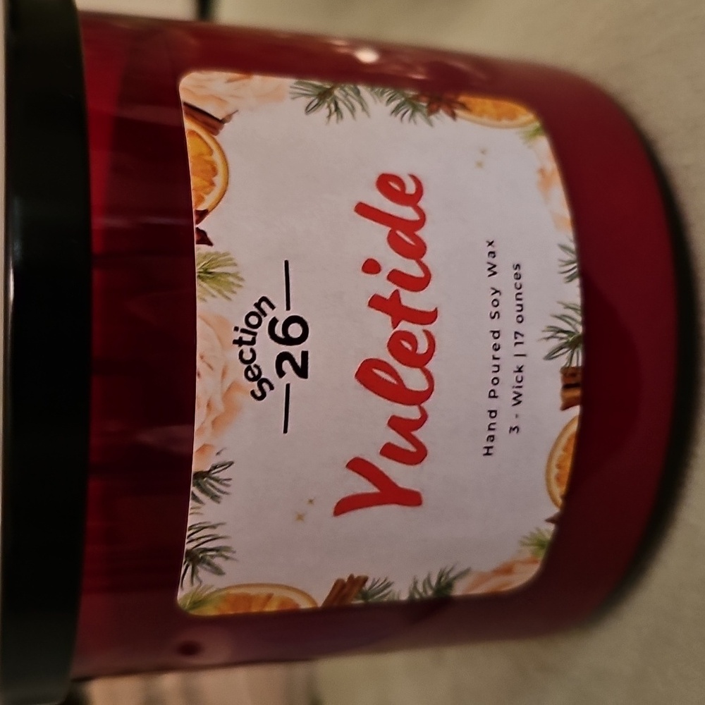 Yuletide Candle - 17 oz - 3 Wick
